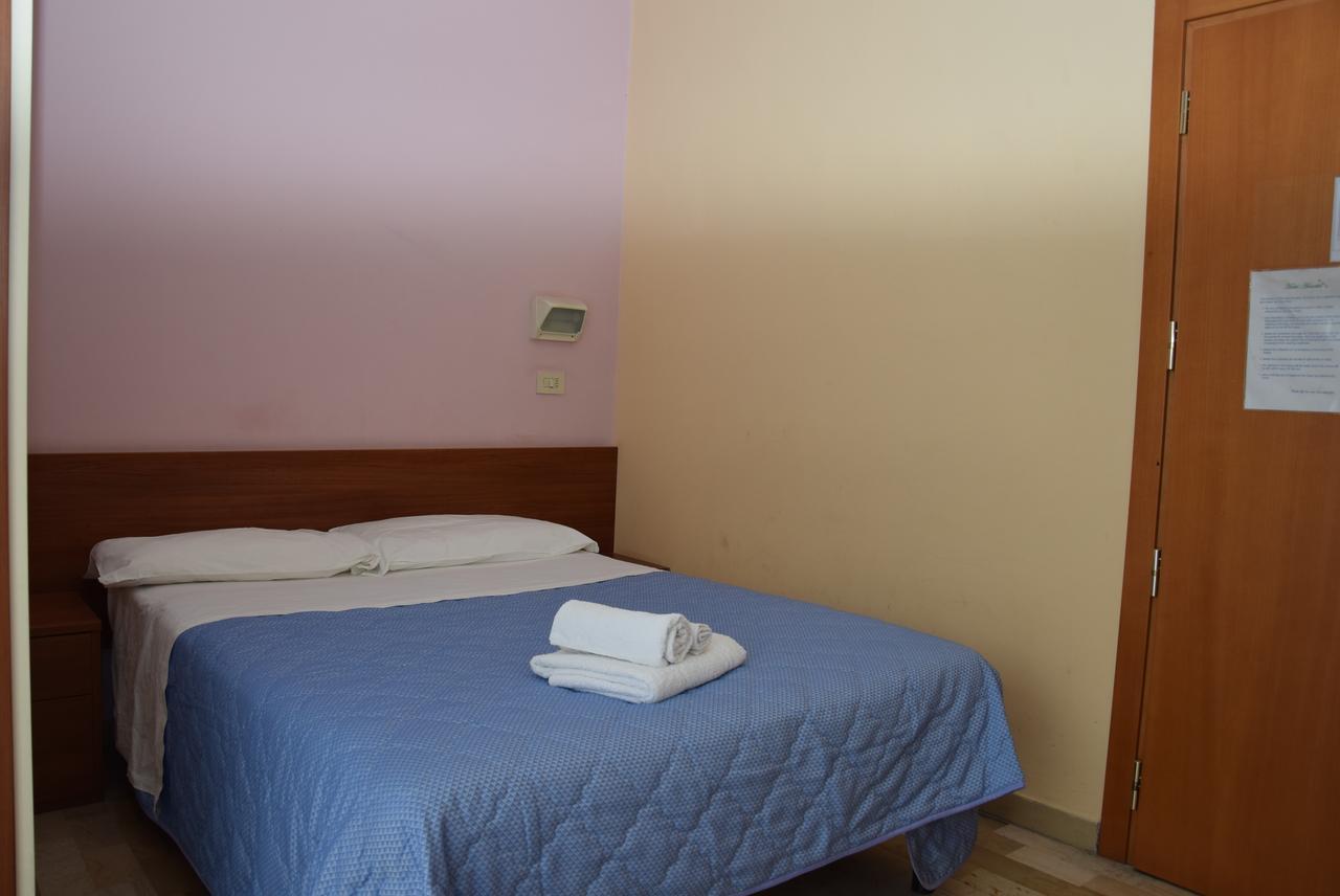 Hotel Annetta Rimini Exterior foto